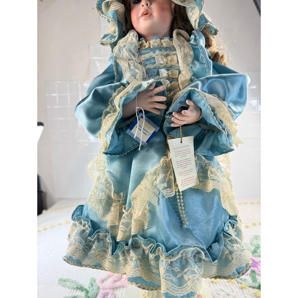 Dianna Effner Porcelain Doll McDonalds n Me Treasured Heirloom Blue Lace Dress - Picture 6 of 13